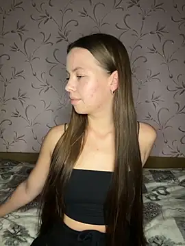 Arielle Swan online show from October 2025 03:44:01 PM