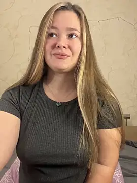 Snapshot of CaramelleSugar chatting on January 2025 07:00:02 PM CaramelleSugar online show from January 2025 07:00:02 PM