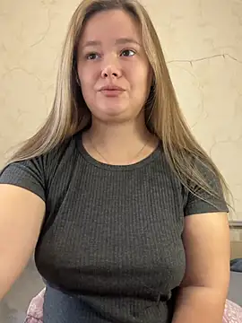 Snapshot of CaramelleSugar chatting on February 2025 07:35:01 AM CaramelleSugar online show from February 2025 07:35:01 AM