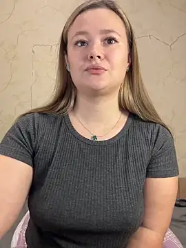 Snapshot of CaramelleSugar chatting on January 2025 04:34:02 PM CaramelleSugar online show from January 2025 04:34:02 PM