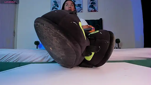 aleya bliss online show from November 2025 02:03:01 AM