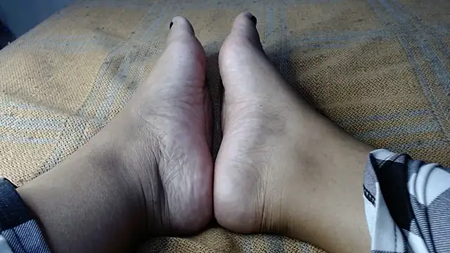 aleya bliss online show from February 2026 02:56:01 AM