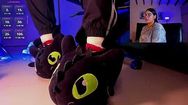 aleya bliss online show from November 2025 03:06:01 AM