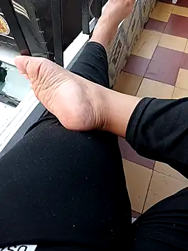 aleya bliss online show from February 2026 10:45:02 PM