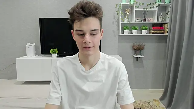 avegothy- online show from February 2025 01:27:01 PM