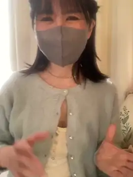 Snapshot of MURA-saki chatting on February 2025 12:58:01 AM MURA-saki online show from February 2025 12:58:01 AM