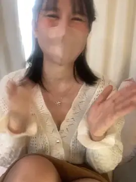 Snapshot of MURA-saki chatting on February 2025 01:22:01 AM MURA-saki online show from February 2025 01:22:01 AM