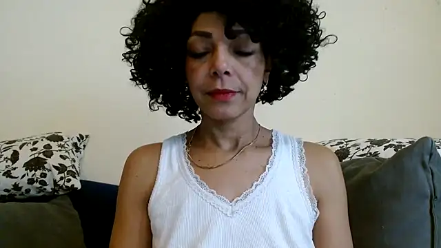 Lunasquirt1985 online show from February 2026 12:57:02 PM