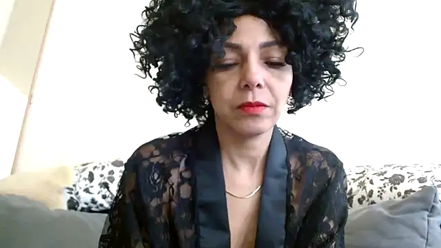 Lunasquirt1985 online show from February 2026 03:12:02 PM