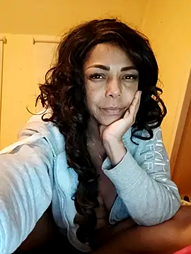 Lunasquirt1985 online show from September 2025 12:38:01 AM