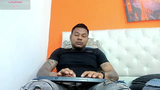 Snapshot of Saipadpuer30 chatting on September 2025 11:42:01 AM Saipadpuer30 online show from September 2025 11:42:01 AM