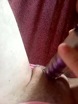 baixinhainsaciavel23 online show from September 2025 03:18:02 PM