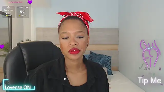 Snapshot of brendathompson_ chatting on October 2025 01:31:01 AM brendathompson online show from October 2025 01:31:01 AM