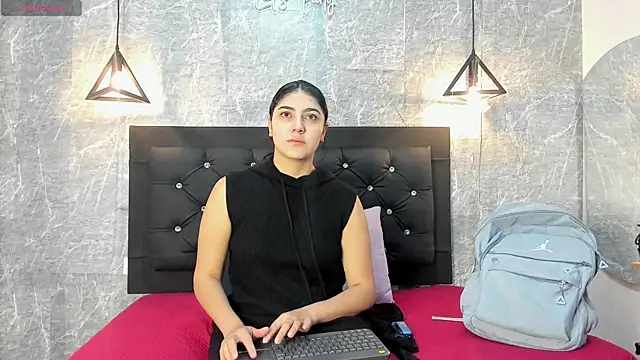 Snapshot of emberhodson chatting on September 2025 11:06:02 AM emberhodson online show from September 2025 11:06:02 AM