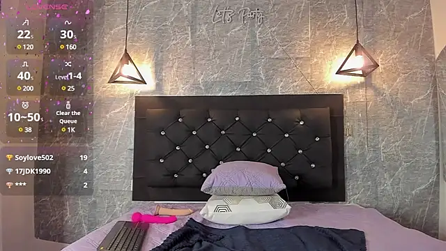 Snapshot of emberhodson chatting on February 2025 04:32:01 PM emberhodson online show from February 2025 04:32:01 PM