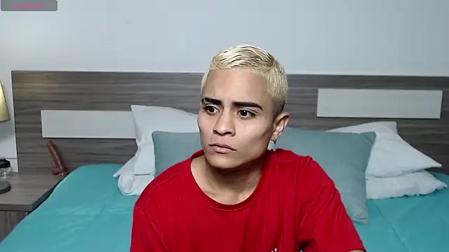 Liiamthompson online show from February 2026 07:46:02 PM