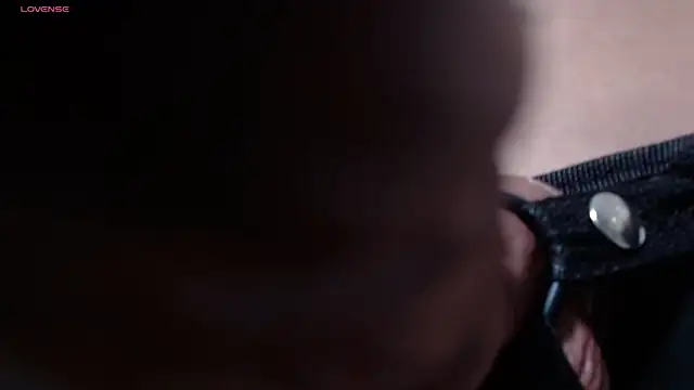 Liiamthompson online show from March 2026 09:16:01 PM