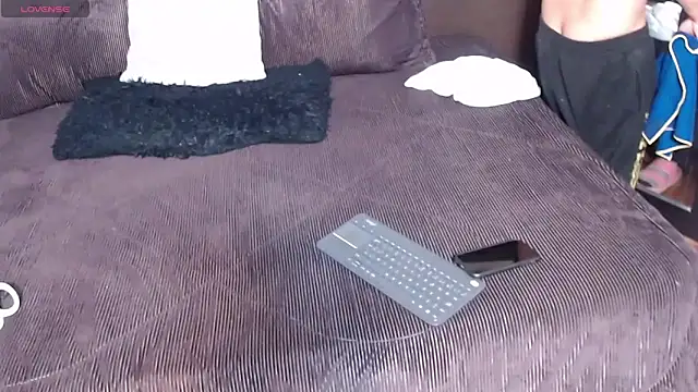 Liiamthompson online show from April 2026 09:26:02 AM