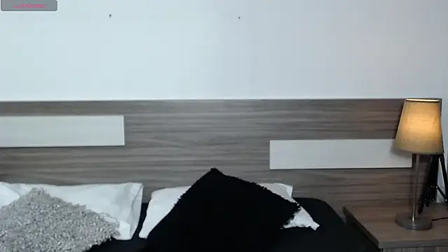 Snapshot of Liiamthompson chatting on November 2025 11:04:01 AM Liiamthompson online show from November 2025 11:04:01 AM