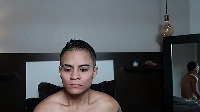 Liiamthompson online show from April 2026 09:14:02 AM