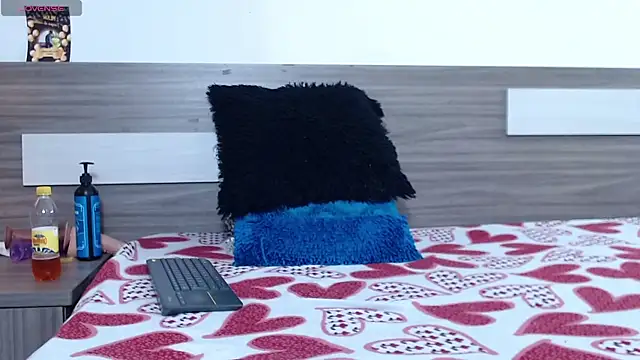 Snapshot of Liiamthompson chatting on November 2025 09:26:02 PM Liiamthompson online show from November 2025 09:26:02 PM