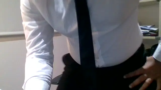 66MA69 online show from October 2025 05:39:01 AM