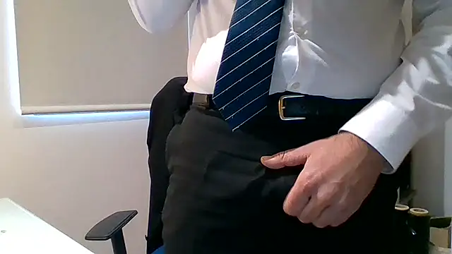 66MA69 online show from November 2025 11:47:02 AM