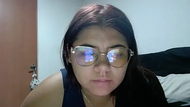 viccky vick online show from February 2026 02:33:02 AM