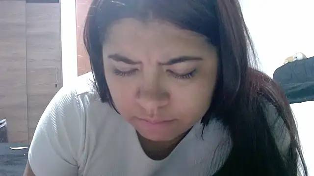 viccky vick online show from February 2026 01:46:01 AM