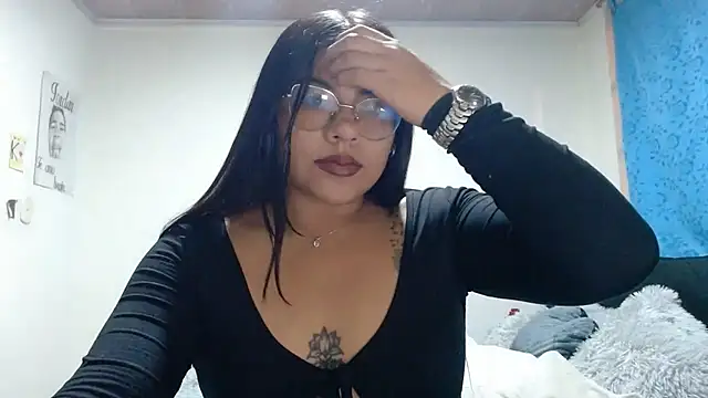 Snapshot of viccky_vick chatting on July 2026 12:40:01 AM viccky vick online show from July 2026 12:40:01 AM