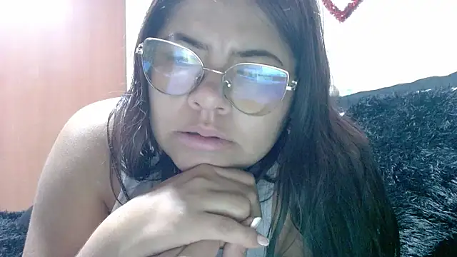 viccky vick online show from February 2026 02:33:01 AM