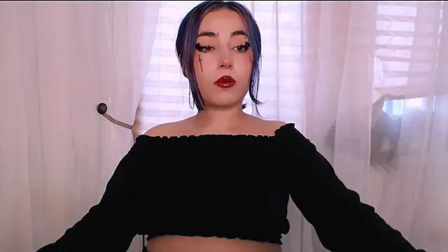 purplewitch online show from September 2025 04:40:01 AM