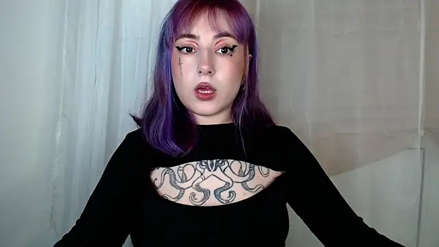 Snapshot of purplewitch chatting on February 2026 08:30:02 PM purplewitch online show from February 2026 08:30:02 PM