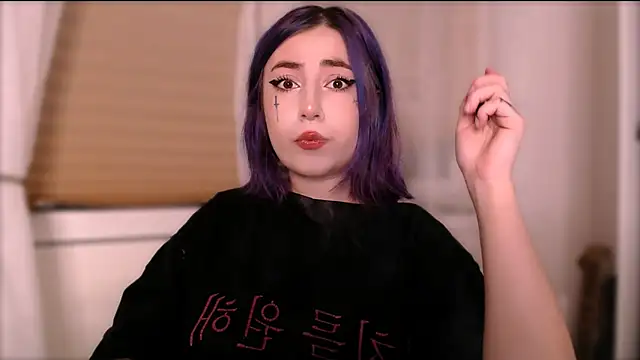 purplewitch online show from October 2025 02:40:01 PM