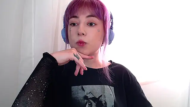 Snapshot of purplewitch chatting on February 2026 04:12:02 AM purplewitch online show from February 2026 04:12:02 AM