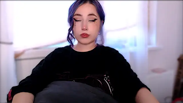 purplewitch online show from October 2025 03:04:01 AM