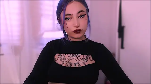 purplewitch online show from September 2025 01:22:01 PM