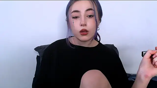 Snapshot of purplewitch chatting on November 2025 09:47:01 AM purplewitch online show from November 2025 09:47:01 AM