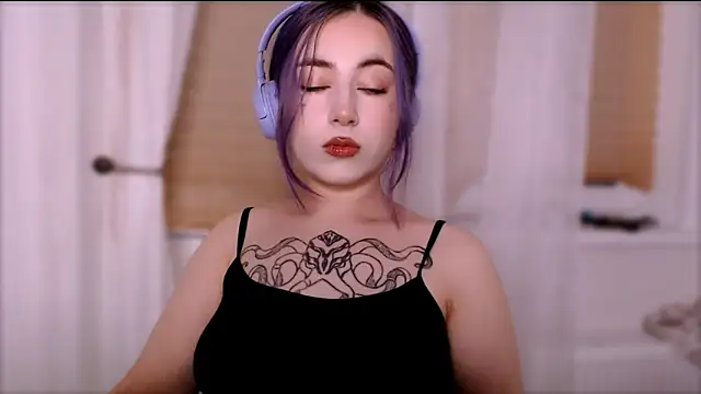 purplewitch online show from October 2025 03:03:02 PM
