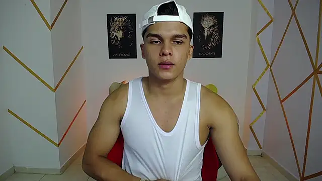 Snapshot of Dwayne_Brown chatting on March 2025 06:51:01 PM Dwayne Brown online show from March 2025 06:51:01 PM