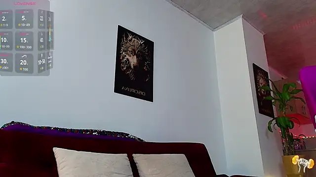 Snapshot of Dwayne_Brown chatting on June 2026 01:38:01 PM Dwayne Brown online show from June 2026 01:38:01 PM