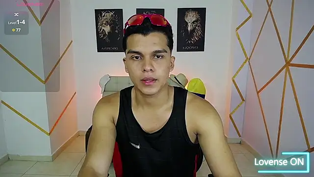 Snapshot of Dwayne_Brown chatting on February 2025 07:52:01 PM Dwayne Brown online show from February 2025 07:52:01 PM