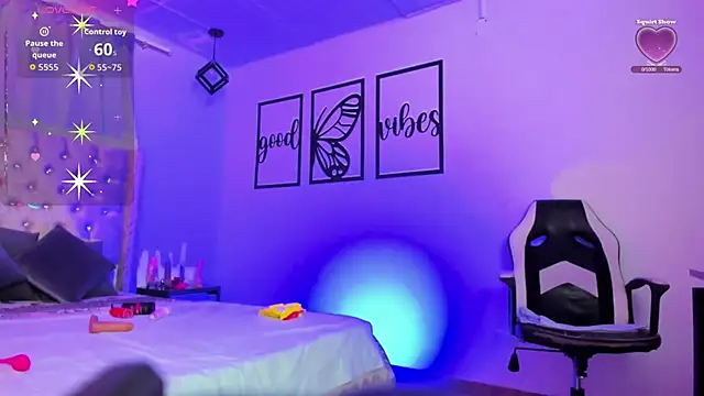 nicolee millerr online show from January 2026 12:43:02 PM