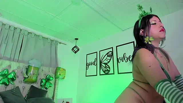 nicolee millerr online show from March 2026 12:41:01 PM