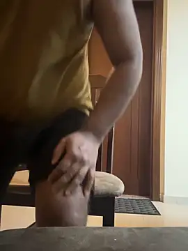 SoloChill online show from April 2026 01:23:02 AM