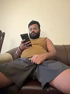 SoloChill online show from April 2026 11:11:01 PM