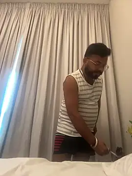 SoloChill online show from May 2026 08:01:01 AM