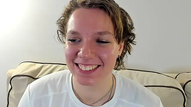 EdaGambee online show from February 2025 08:28:01 PM