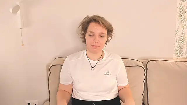 EdaGambee online show from February 2025 05:31:01 PM