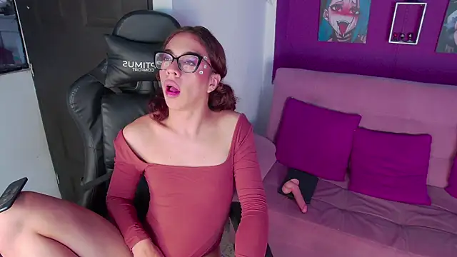 AuroraStartrainn online show from February 2025 04:48:02 PM